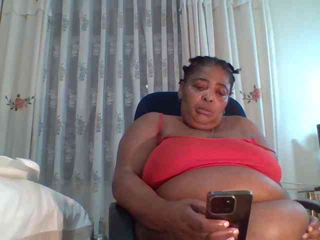 pussylips53 webcam