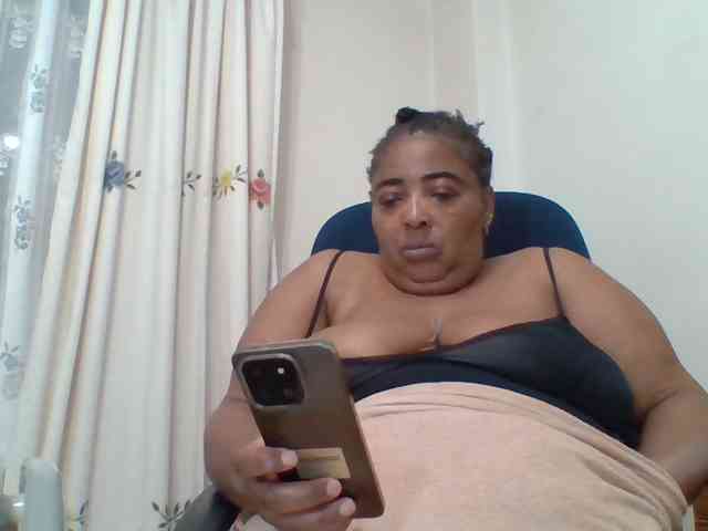 pussylips53 webcam