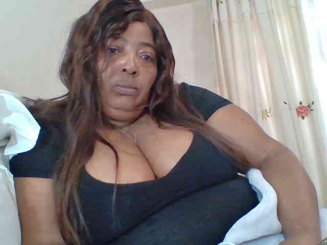 pussylips53 webcam