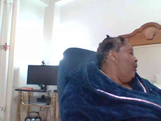 pussylips53 webcam