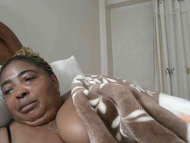pussylips53 webcam