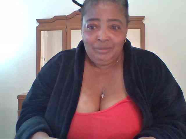 pussylips53 webcam