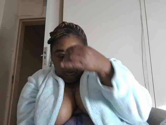 pussylips53 webcam
