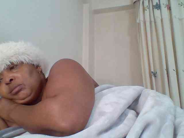 pussylips53 webcam