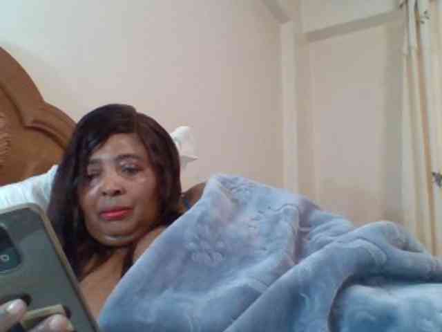 pussylips53 webcam