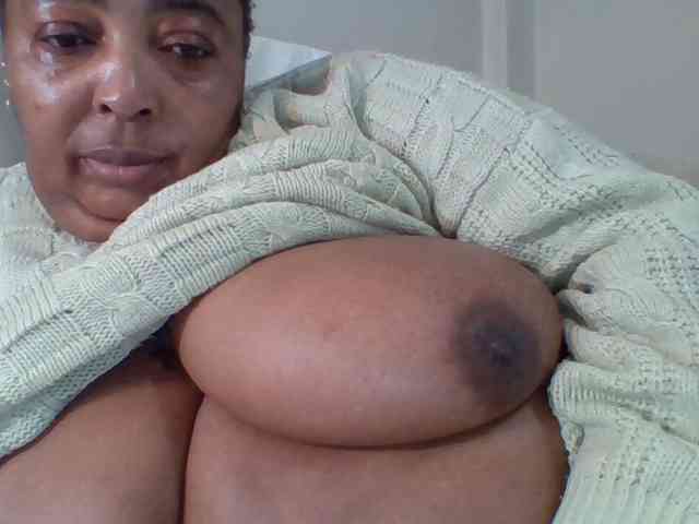 pussylips53 webcam