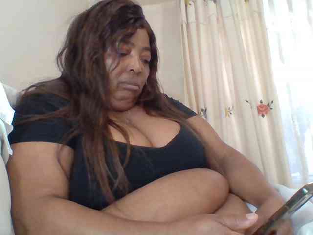pussylips53 webcam