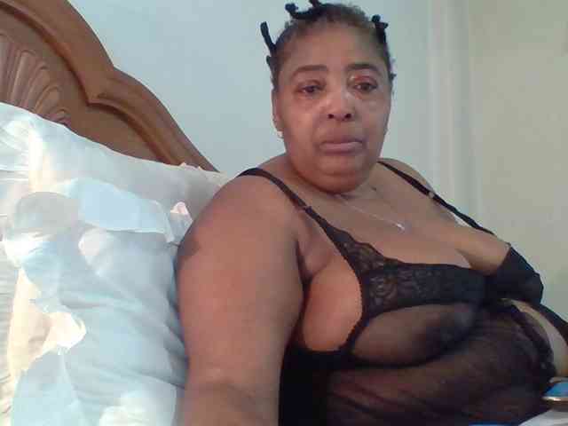 pussylips53 webcam