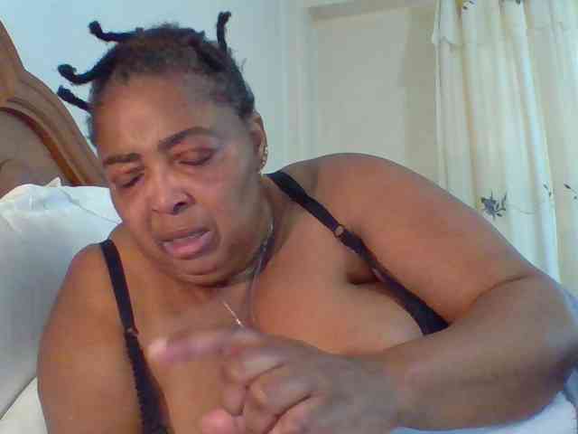 pussylips53 webcam