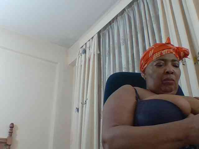 pussylips53 webcam