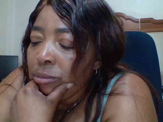pussylips53 webcam