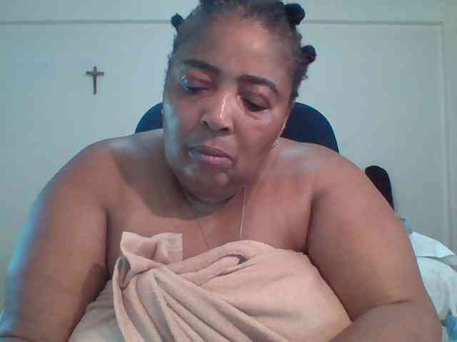 pussylips53 webcam
