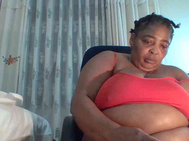 pussylips53 webcam