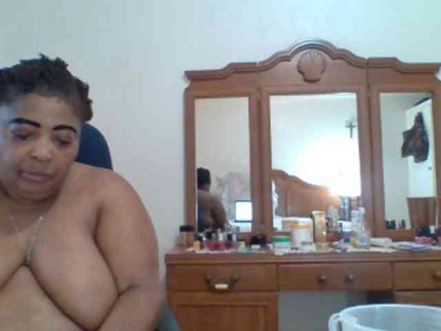 pussylips53 webcam