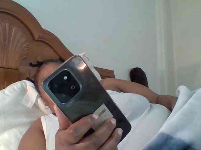 pussylips53 webcam