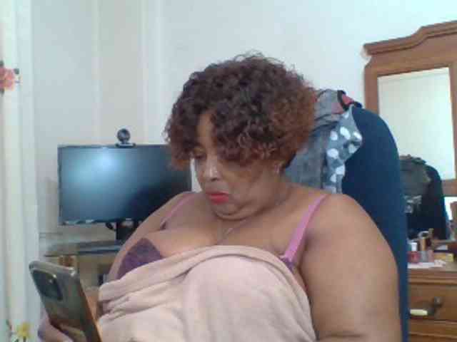 pussylips53 webcam