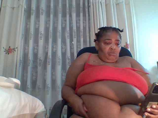 pussylips53 webcam