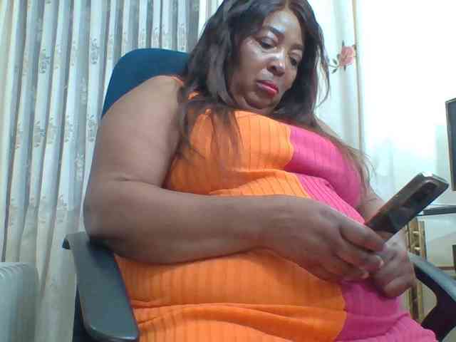 pussylips53 webcam