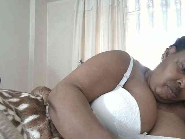 pussylips53 webcam
