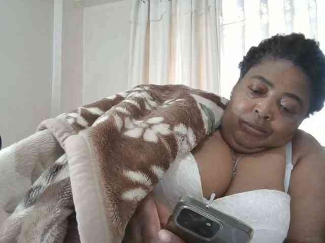 pussylips53 webcam