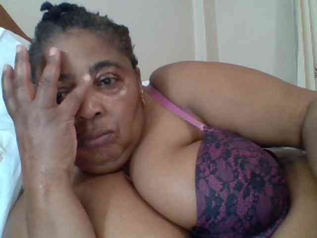 pussylips53 webcam