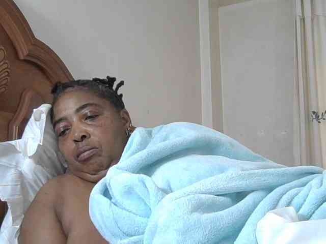 pussylips53 webcam