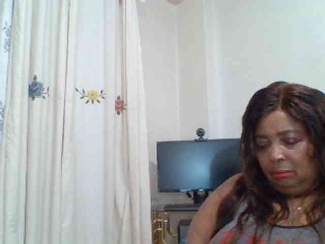 pussylips53 webcam