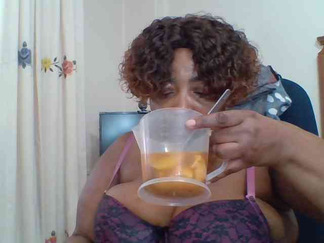 pussylips53 webcam