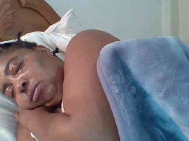 pussylips53 webcam