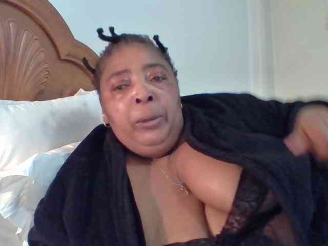 pussylips53 webcam