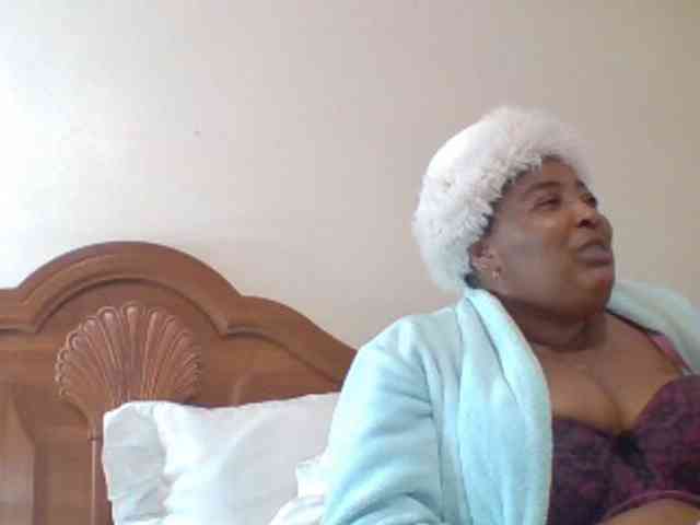 pussylips53 webcam