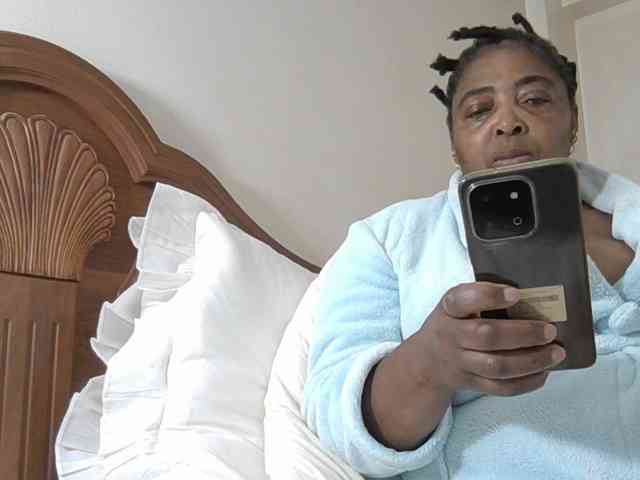 pussylips53 webcam