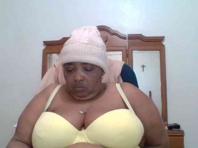pussylips53 webcam