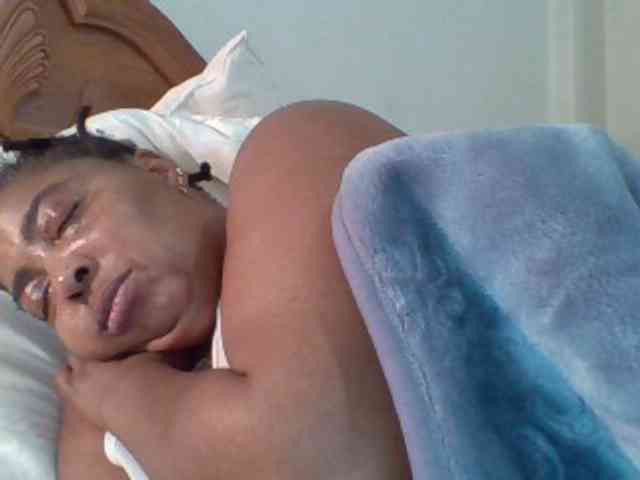 pussylips53 webcam