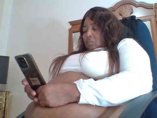 pussylips53 webcam