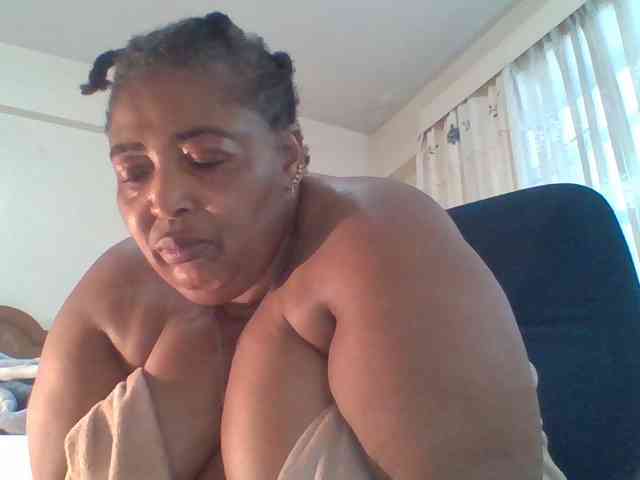 pussylips53 webcam