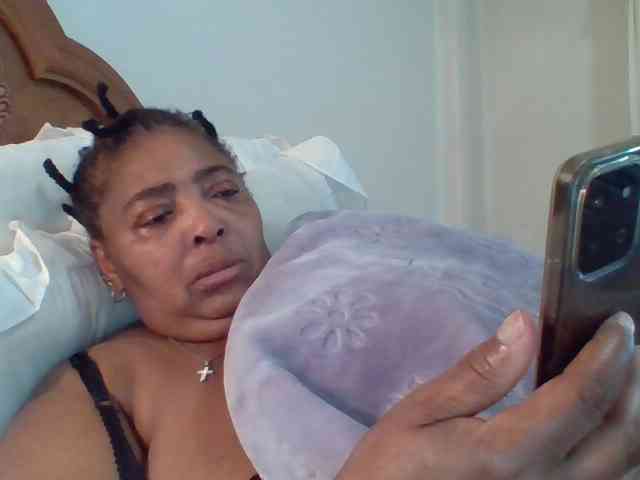 pussylips53 webcam