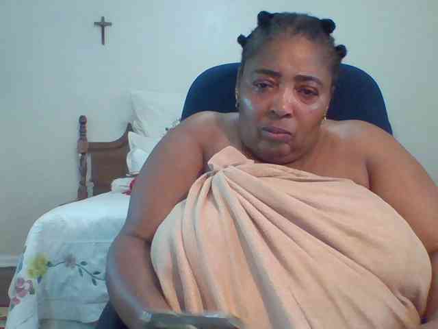 pussylips53 webcam