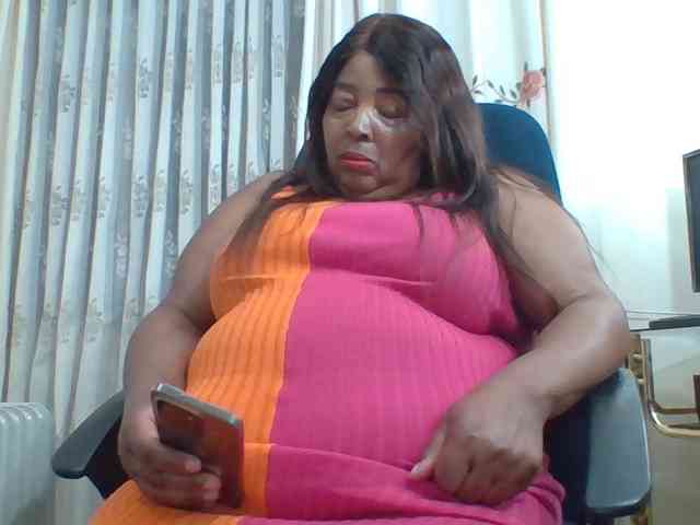 pussylips53 webcam
