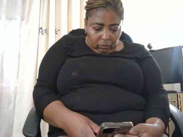 pussylips53 webcam