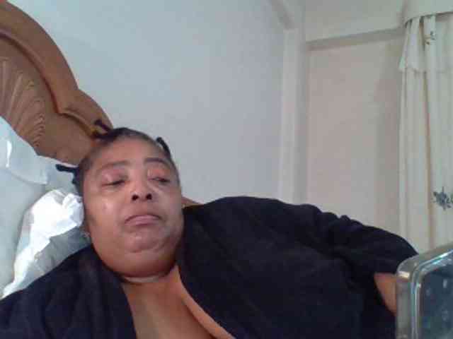 pussylips53 webcam