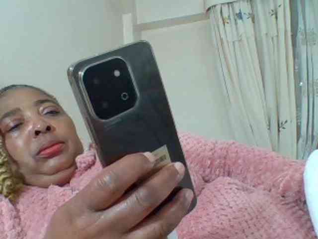 pussylips53 webcam