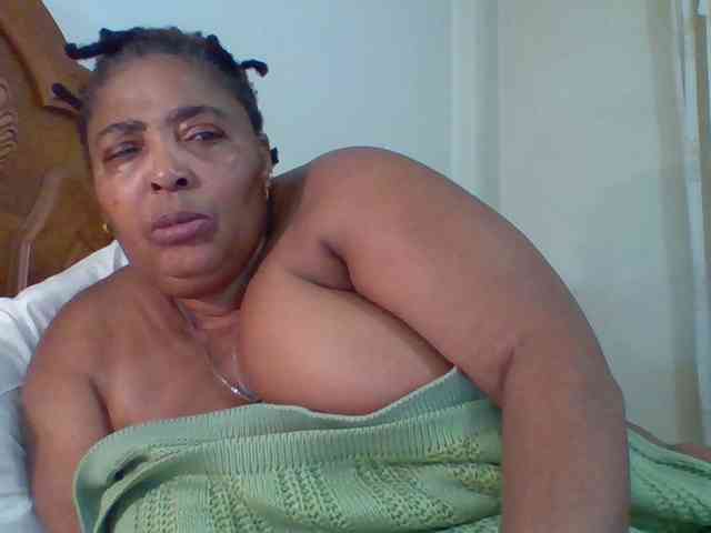 pussylips53 webcam