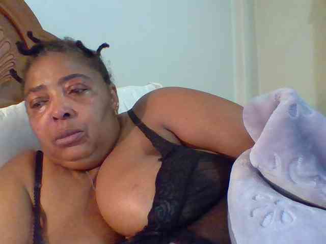 pussylips53 webcam