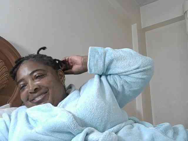 pussylips53 webcam