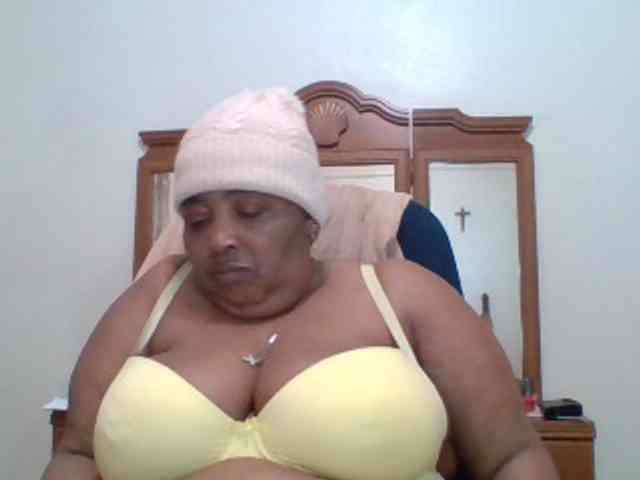 pussylips53 webcam