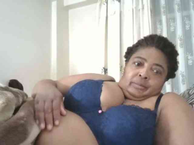 pussylips53 webcam