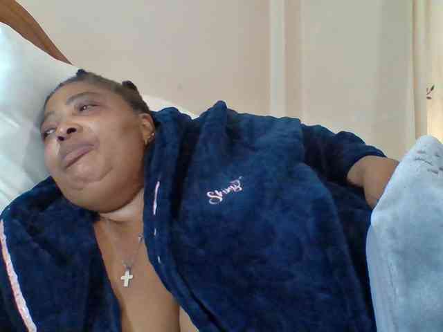 pussylips53 webcam