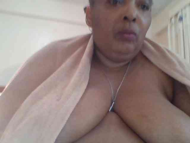 pussylips53 webcam