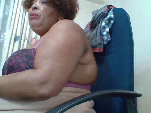 pussylips53 webcam